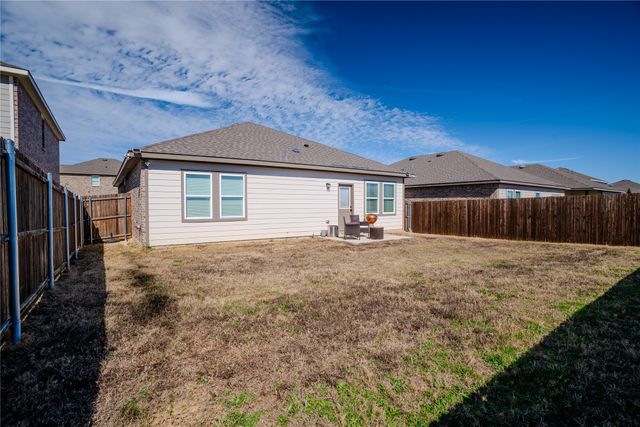 5533 Ladytown Lane, Fort Worth, TX 76036