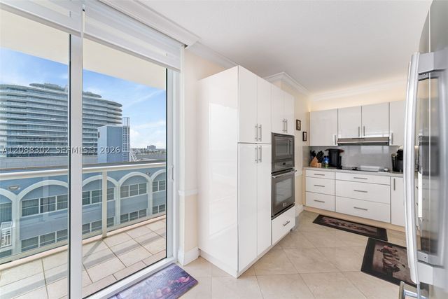 8855 Collins Ave 8J, Surfside, FL 33154
