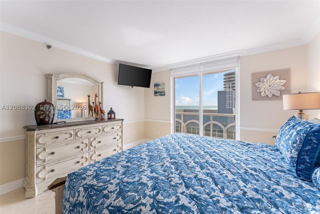 8855 Collins Ave 8J, Surfside, FL 33154