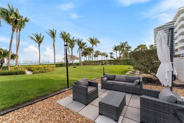 8855 Collins Ave 8J, Surfside, FL 33154