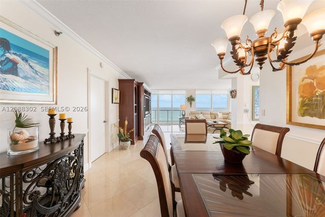8855 Collins Ave 8J, Surfside, FL 33154