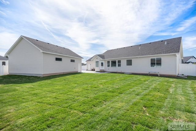 3149 Bergeson Drive, Ammon, ID 83401