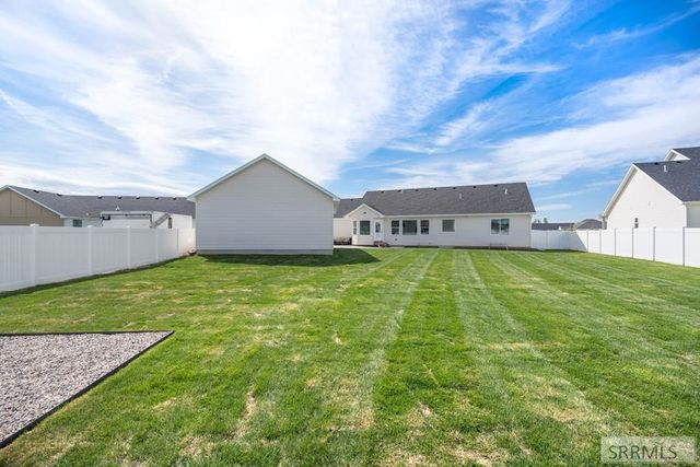 3149 Bergeson Drive, Ammon, ID 83401