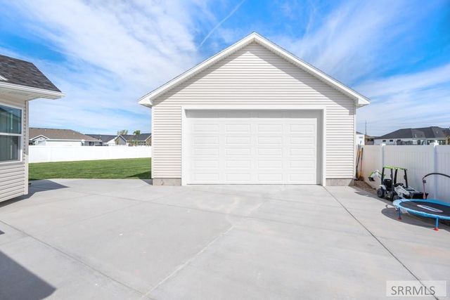 3149 Bergeson Drive, Ammon, ID 83401