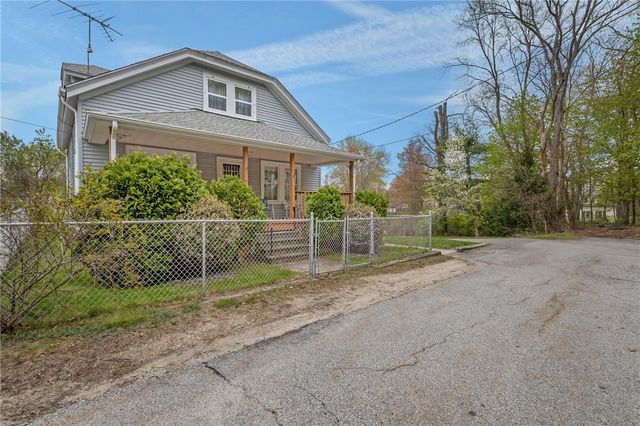 86 Fall Street, Woonsocket, RI 02895