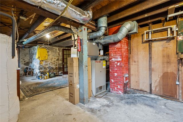 86 Fall Street, Woonsocket, RI 02895