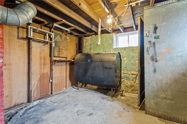 86 Fall Street, Woonsocket, RI 02895
