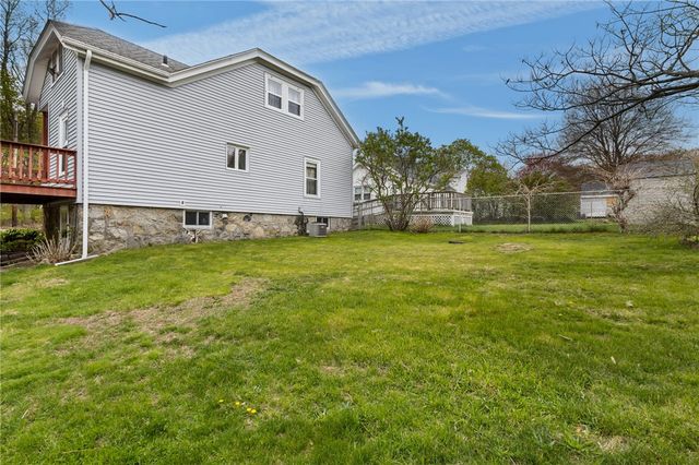 86 Fall Street, Woonsocket, RI 02895