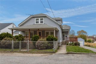 86 Fall Street, Woonsocket, RI 02895