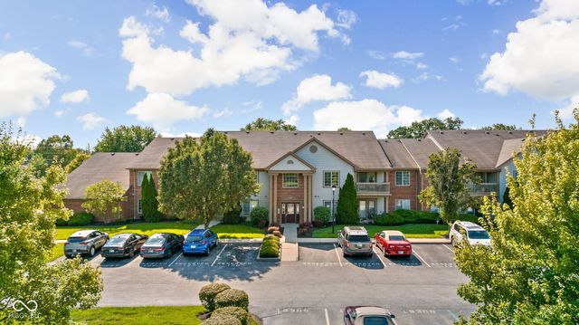 8950 Hunters Creek Drive 208, Indianapolis, IN 46227
