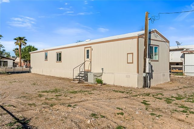 1720 La Entrada Drive, Fort Mohave, AZ 86426