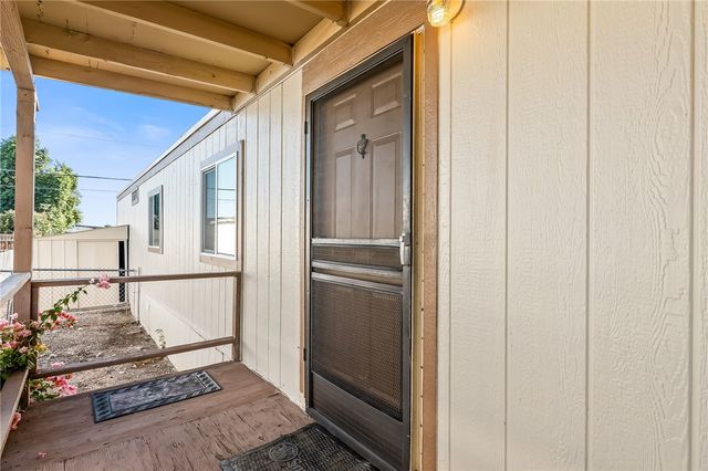 1720 La Entrada Drive, Fort Mohave, AZ 86426