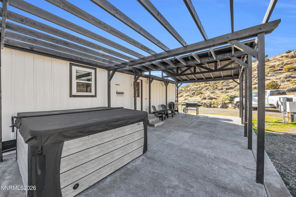 Image 21 of property listing at 2598 Whiskey Springs Road, Reno, NV 89510