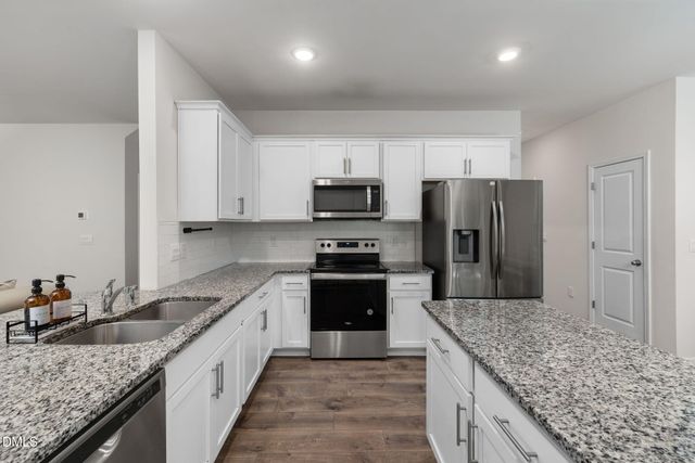 188 Long Mdw Lane, Fuquay Varina, NC 27526