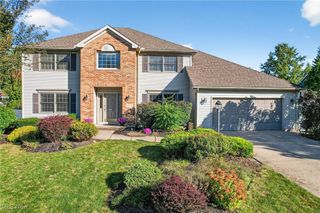 4029 Vincent Drive, Seven Hills, OH 44131