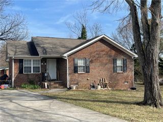 3216 Wellingford Drive, High Point, NC 27265