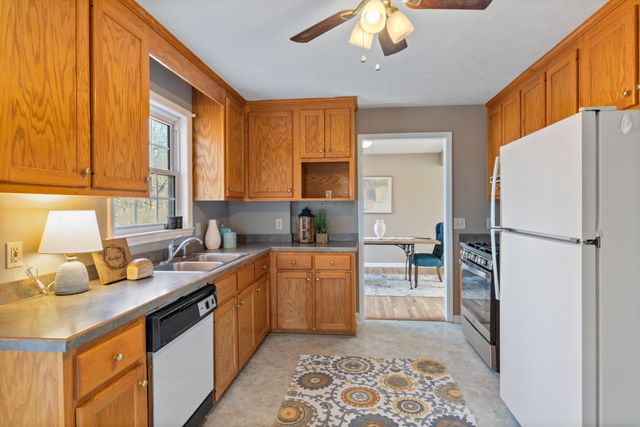 251 Rouse Rd, Dickson, TN 37055