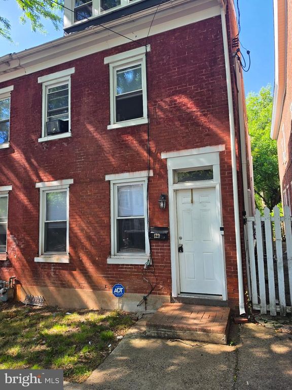 123 KING ST, Pottstown, PA 19464