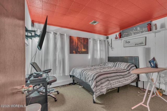 151 Cardinal Drive, Toms River, NJ 08755