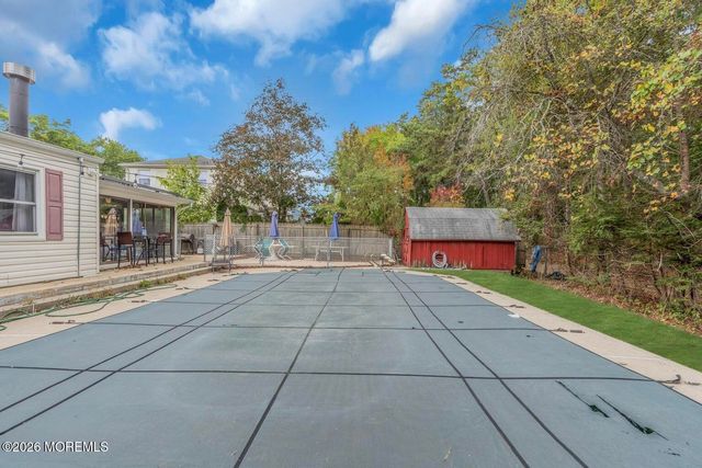 151 Cardinal Drive, Toms River, NJ 08755
