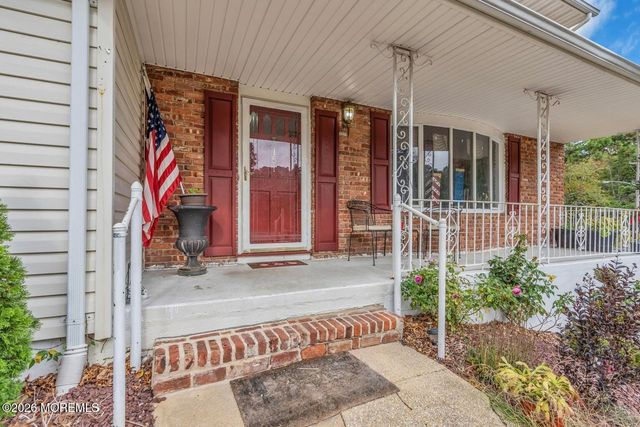 151 Cardinal Drive, Toms River, NJ 08755