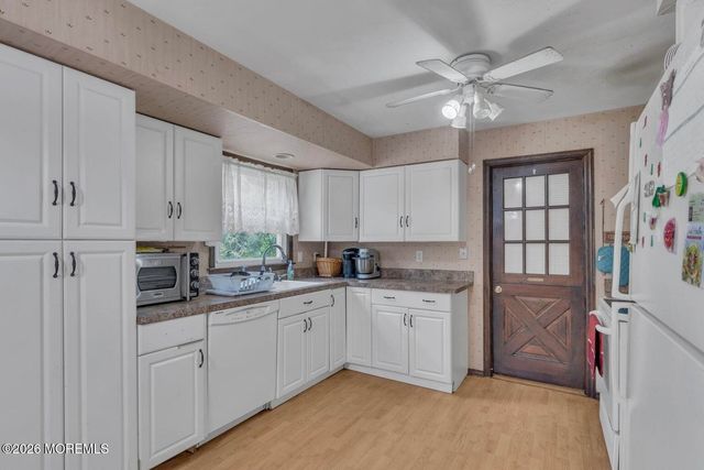 151 Cardinal Drive, Toms River, NJ 08755