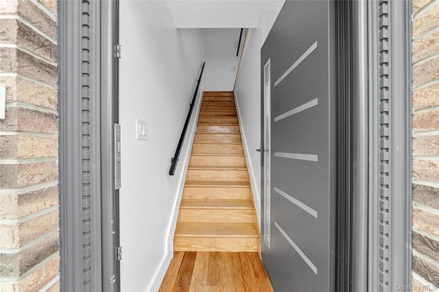 24533 147th Road 2, Rosedale, NY 11422