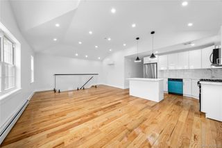 24533 147th Road 2, Rosedale, NY 11422