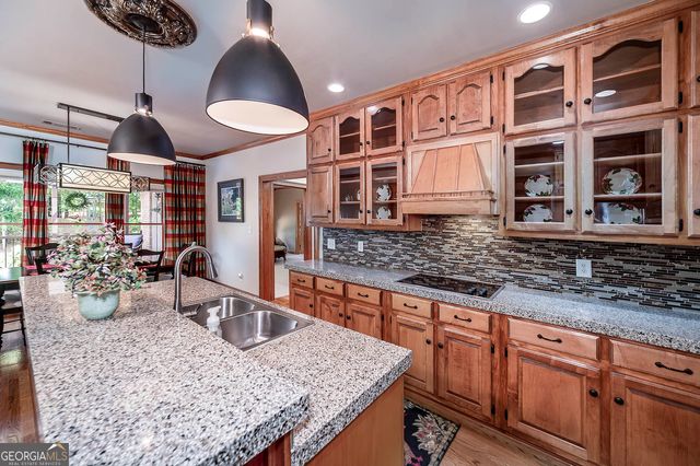 715 Branchview Court, Mcdonough, GA 30252