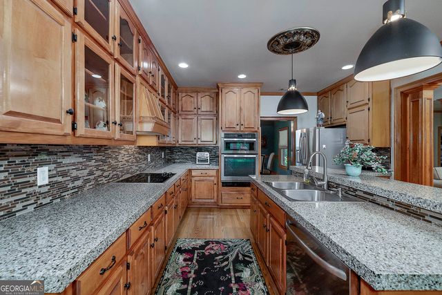715 Branchview Court, Mcdonough, GA 30252
