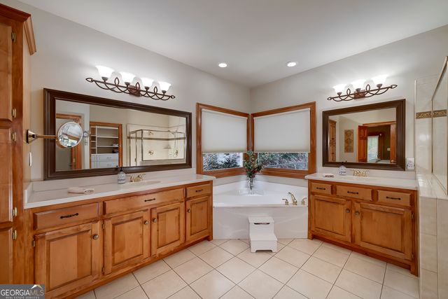 715 Branchview Court, Mcdonough, GA 30252