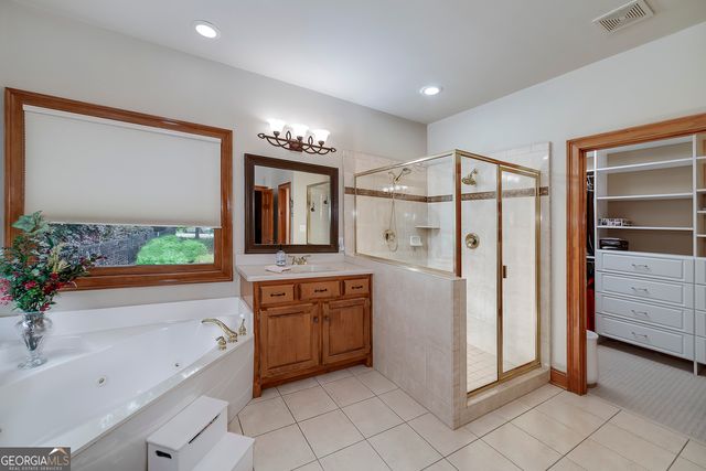 715 Branchview Court, Mcdonough, GA 30252