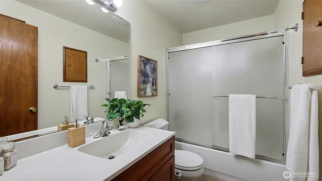 26822 148th Avenue SE, Kent, WA 98042