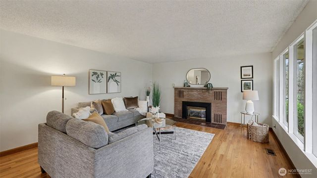 26822 148th Avenue SE, Kent, WA 98042