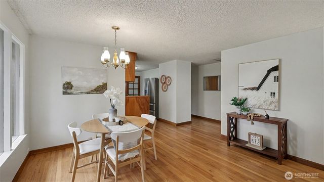 26822 148th Avenue SE, Kent, WA 98042