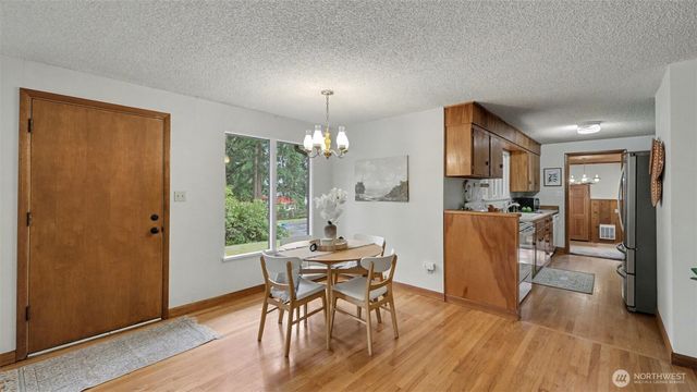 26822 148th Avenue SE, Kent, WA 98042