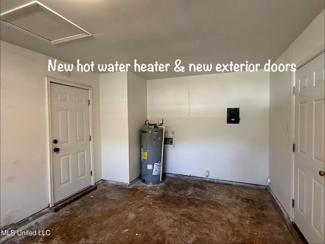 2413 Northbrook Drive, Gautier, MS 39553