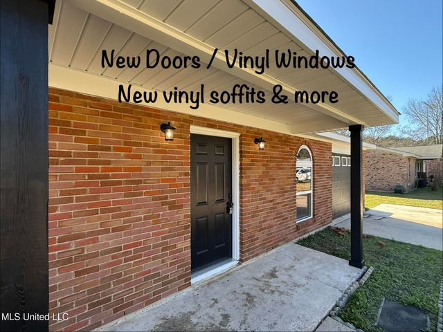 2413 Northbrook Drive, Gautier, MS 39553