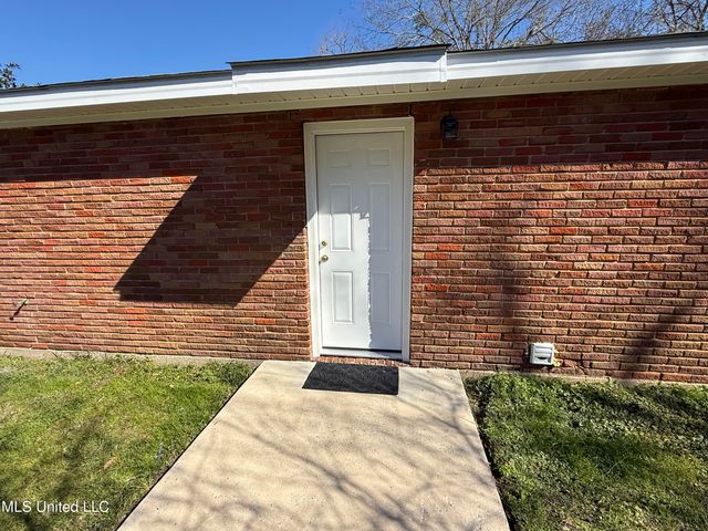 2413 Northbrook Drive, Gautier, MS 39553