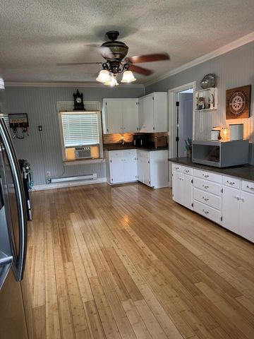 701 14th Avenue N, Texas City, TX 77590