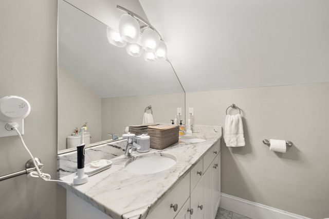 30 Park St 3, Boston, MA 02122
