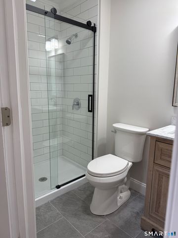 37 Brainerd Road, Branford, CT 06405