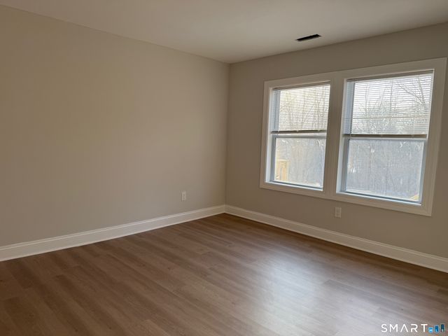 37 Brainerd Road, Branford, CT 06405