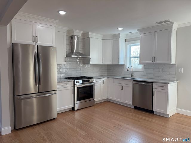 37 Brainerd Road, Branford, CT 06405