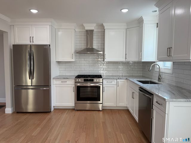 37 Brainerd Road, Branford, CT 06405