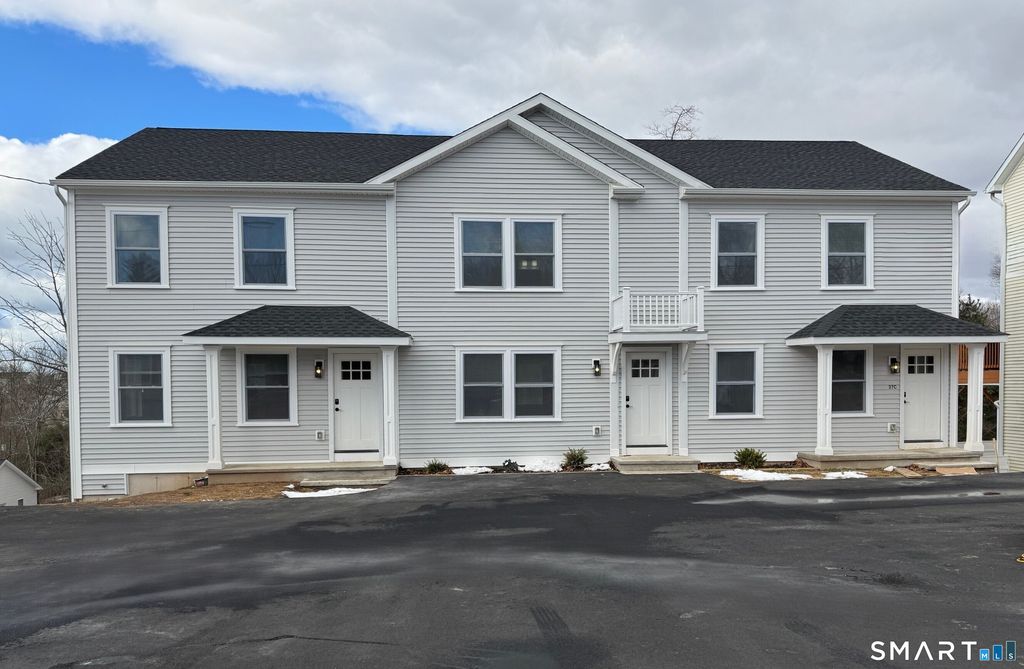 37 Brainerd Road, Branford, CT 06405