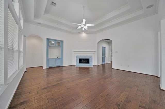 78 W Shale Creek Circle, The Woodlands, TX 77382