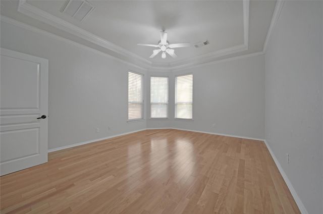 78 W Shale Creek Circle, The Woodlands, TX 77382