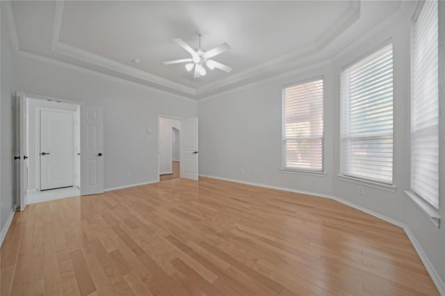 78 W Shale Creek Circle, The Woodlands, TX 77382