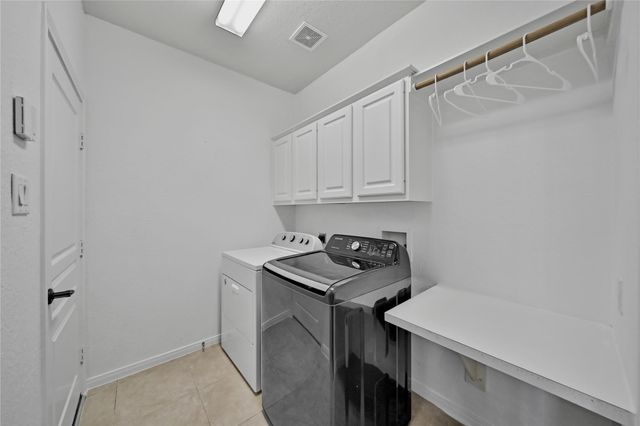 78 W Shale Creek Circle, The Woodlands, TX 77382